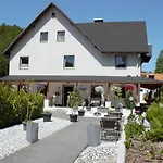 ゲストハウス Waldpension Pfeiferhaus ヴァルメンシュタイナハ