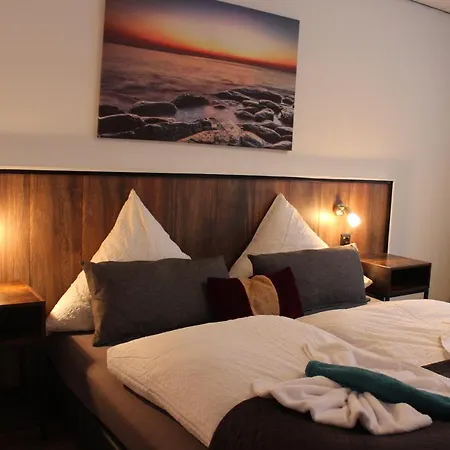 Waldpension Pfeiferhaus Gasthof 2*