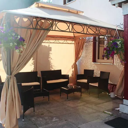 Waldpension Pfeiferhaus בית הארחה ורמנסטיינאך